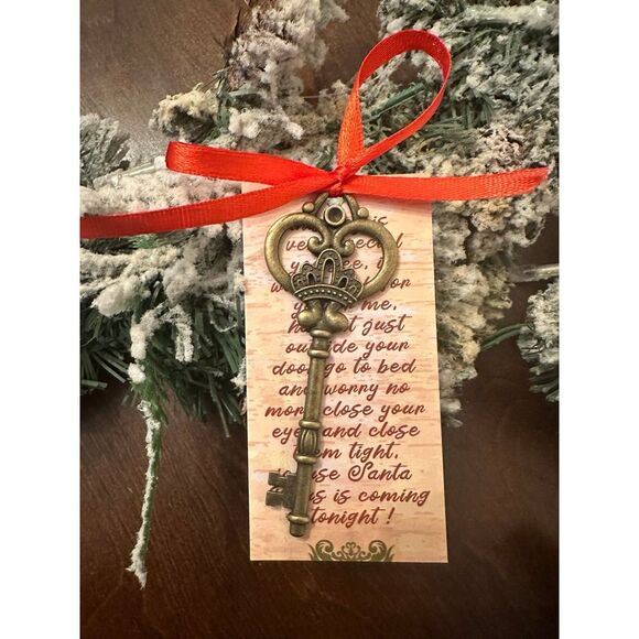 Santa's Magic Key - Picture 1 of 7